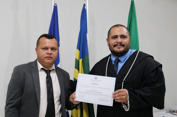 Foto referente solenidade diplomação na 79ª Zona Eleitoral